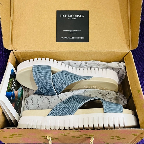 Ilse Jacobsen Tulip Slides NIB - Picture 3 of 3